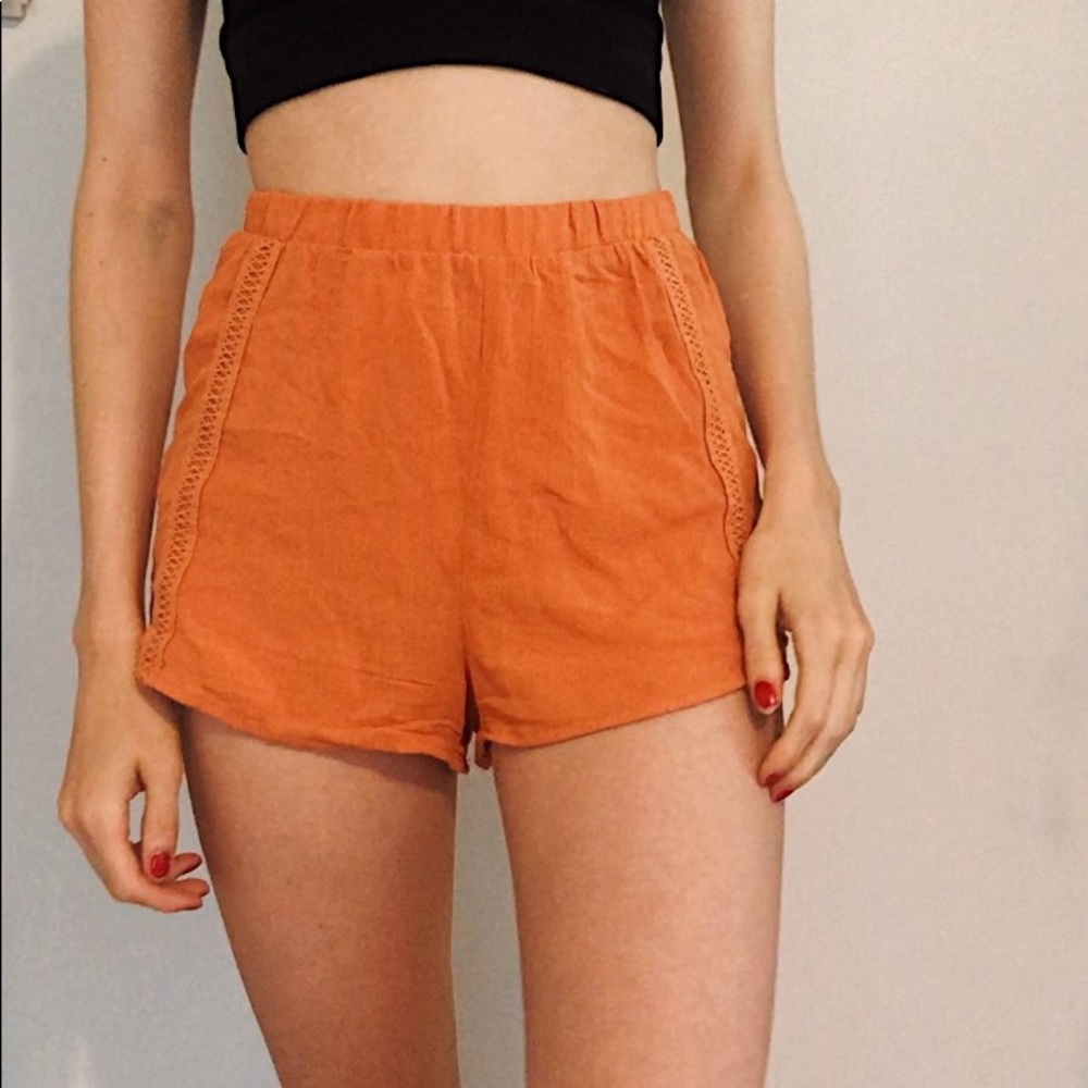KENDALL & KYLIE ORANGE PACSUN SHORTS